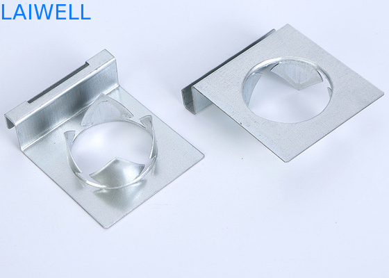 Aangepaste professionele precisie CNC metaalstempelen gegalvaniseerd plaatstaal voor hoogwaardige en duurzame metalen reserveonderdelen