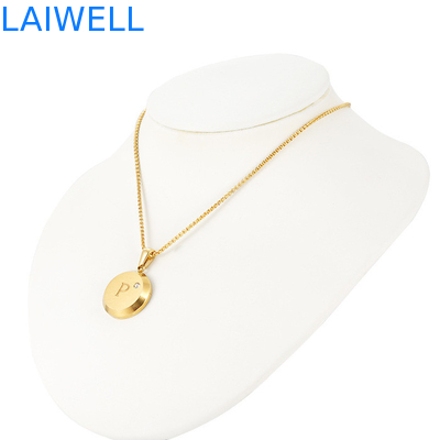 Moderne luxe design sieraden 18*18MM 18K goudgeplatte roestvrij brievenhangers met zircon