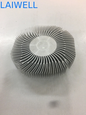 Custom CNC Metal Stamping Aluminium Heat Dissipation Radiator voor Computer Cooler Directe levering in DongGuan