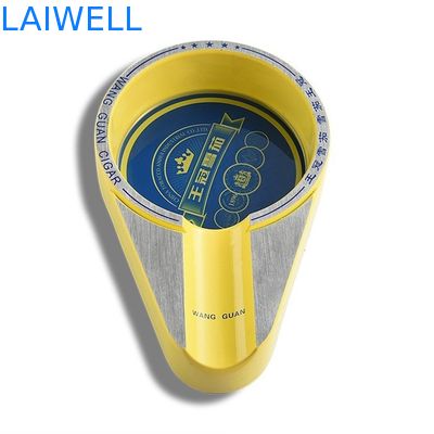 Klassieke grijze metalen asbak voor sigaren en sigarettenliefhebbers met laser gegraveerd logo