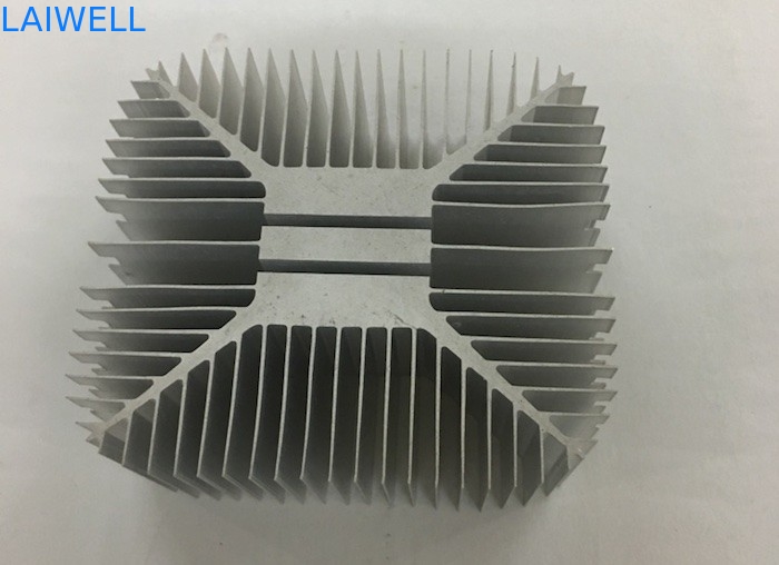 Custom CNC Metal Stamping Aluminium Heat Dissipation Radiator voor Computer Cooler Directe levering in DongGuan