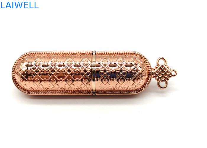OEM Zinklegeringsmetalen die gieten Lipstick tube met Chinese knoop ontwerp voor high-end schoonheidsproducten